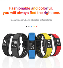 Load image into Gallery viewer, Smart Fit Sporty Fitness Tracker and Waterproof Swimmers Watch
