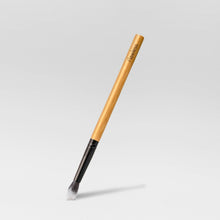 Load image into Gallery viewer, THE Bamboo Blending Makeup Brush-0
