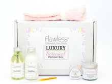 Load image into Gallery viewer, Botanical Pamper Gift Box Set-0
