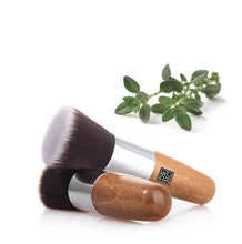 Load image into Gallery viewer, DR.HC Natural Wood Brush (for Liquid foundation, Powder...)-2
