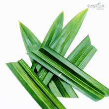 Load image into Gallery viewer, 2kg+ Pandan Leaves,Dried Pandan Leafs,Dried Pandanus Leaves | Ceylon Organic-4
