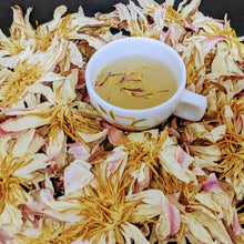 Load image into Gallery viewer, Premium Dehydrated White Lotus Flowers - Natural Herbal Tea | Ceylon Organic-3
