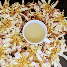 Load image into Gallery viewer, Premium Dehydrated White Lotus Flowers - Natural Herbal Tea | Ceylon Organic-7
